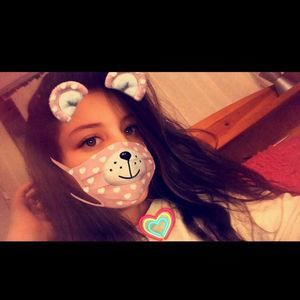 Meet your Posher, Maniya